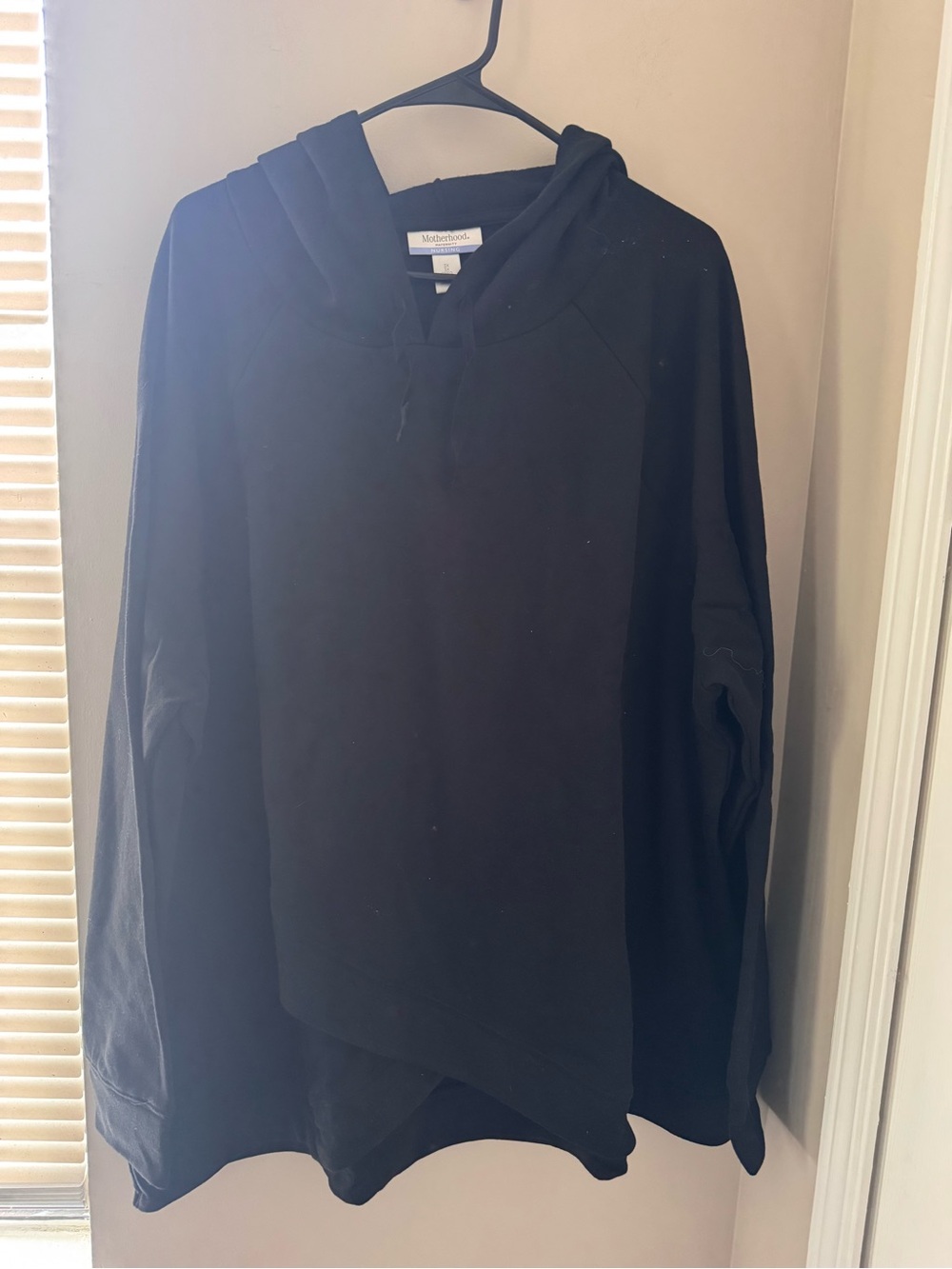 Motherhood Maternity Nursing Black Crossover Hoodie Sweatshirt Comfy Plus 3X